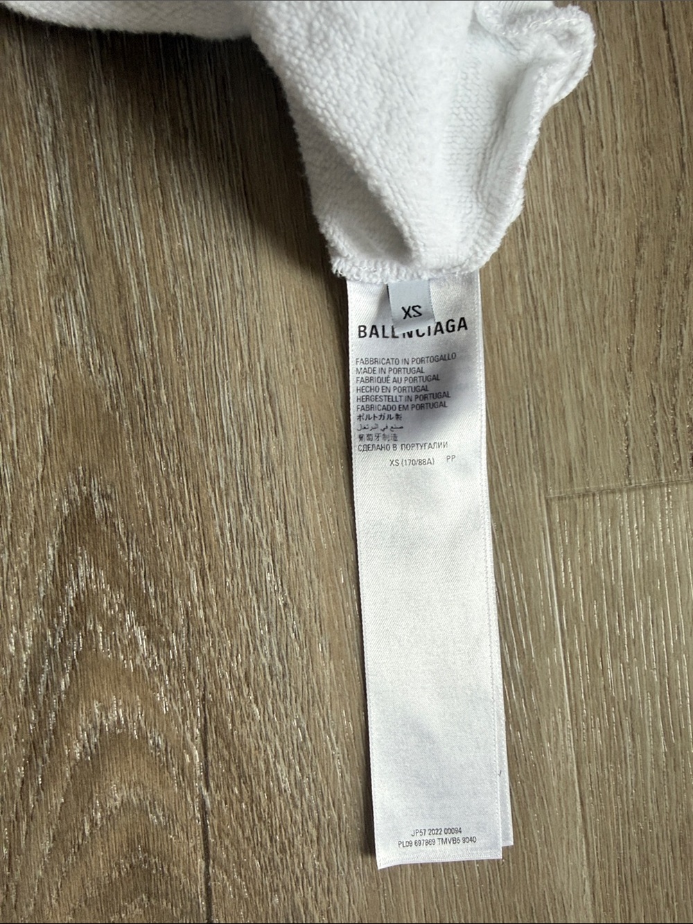 Balenciaga White Crewneck with Black Script Logo - Picture 5 of 7